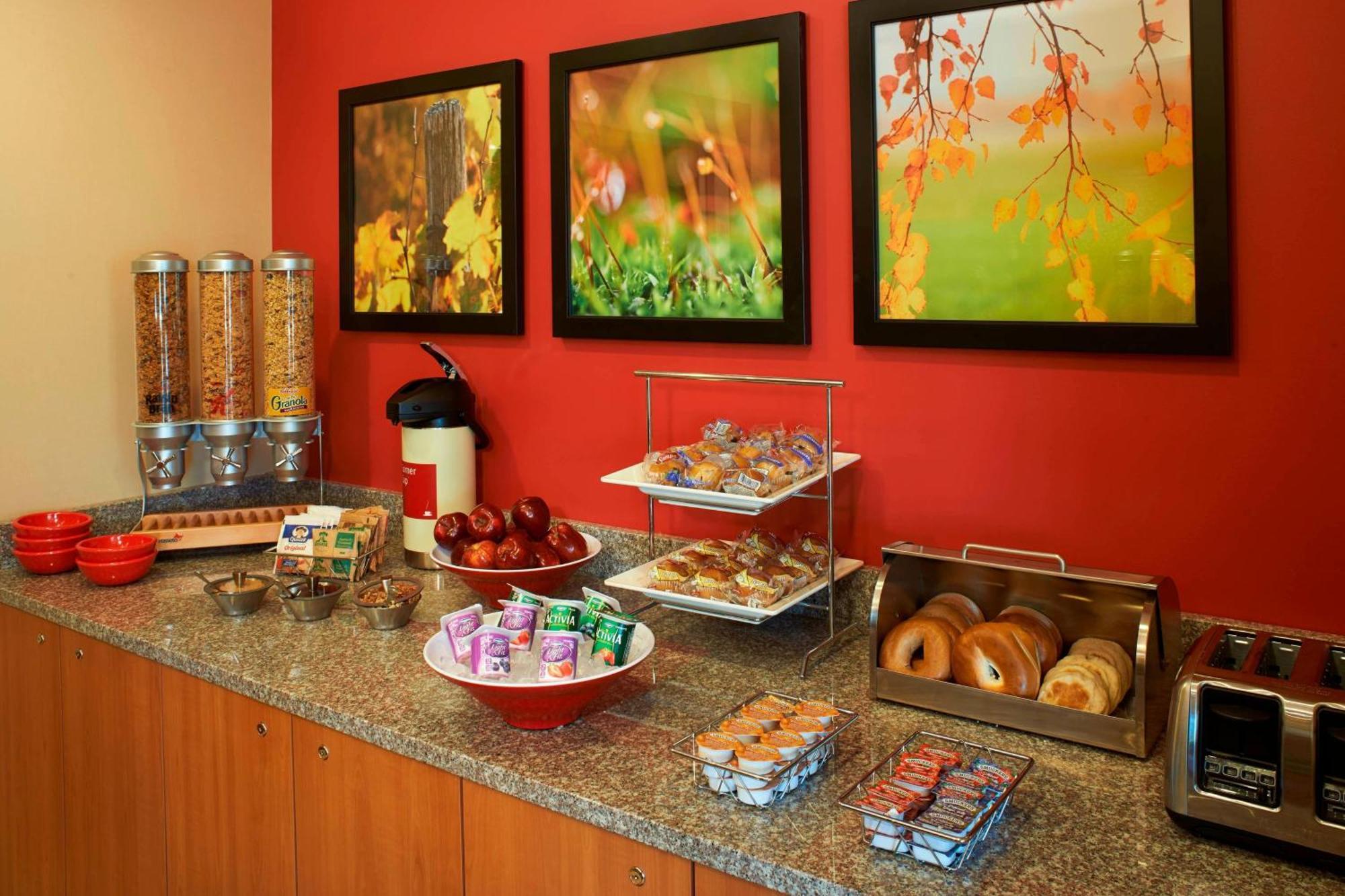 Towneplace Suites By Marriott Saginaw Εξωτερικό φωτογραφία